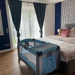 Luxury Near Munich Airport - Therme Ed - Parking - Haustiere Berglern